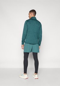 New Balance ESSENTIALS SHORT - Short de sport - new spruce