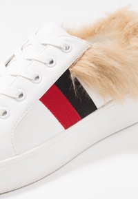 Steve Madden Zapatillas - white