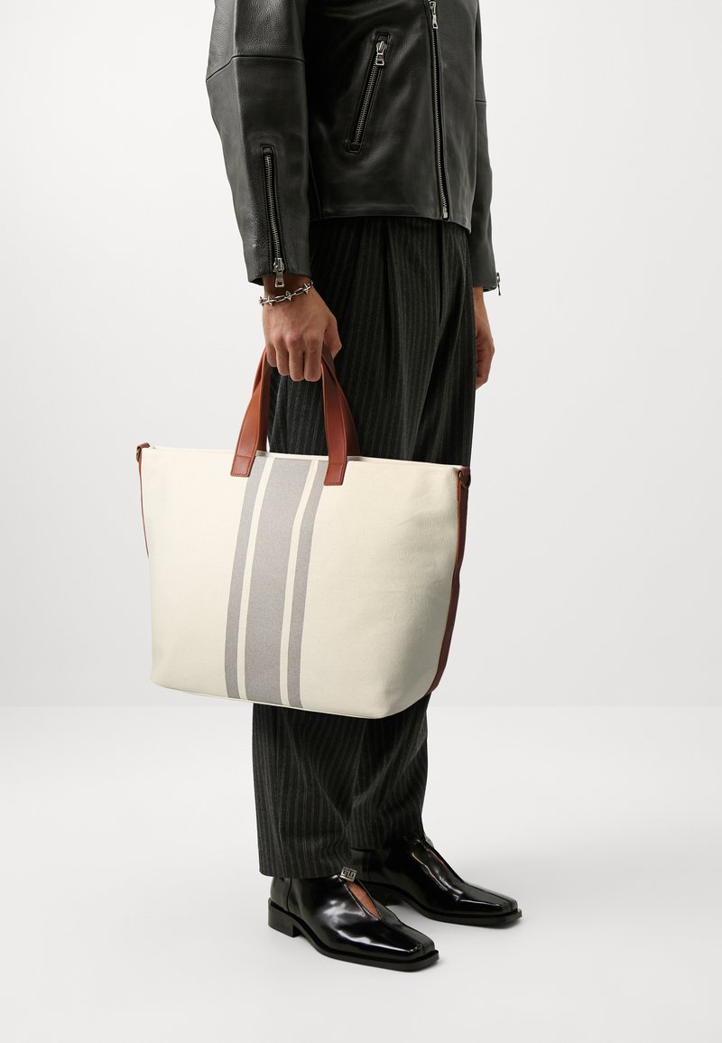 Pier One UNISEX - Sac week-end - off-white