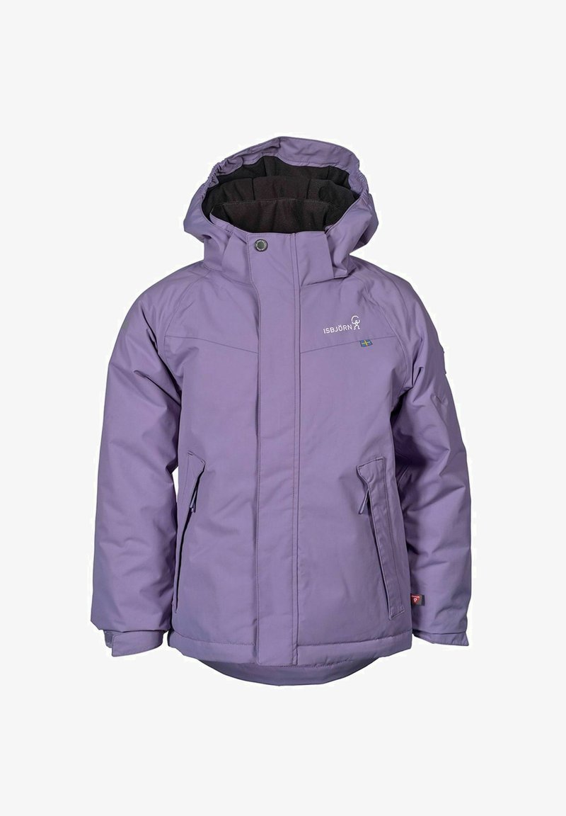 Lilla vandtæt jakke med hætte, front lynlås, sidelommer og inderside, med et logo på brystet og accentdetaljer.