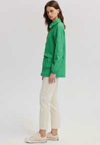 Touché Privé WITH POCKET DETAIL - Puspaltis - green