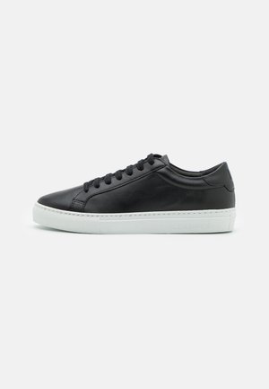 THEODOR  - Trainers - black/white