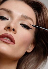 INGLOT ONE MOVE LIQUID EYELINER - Eyeliner - "2"