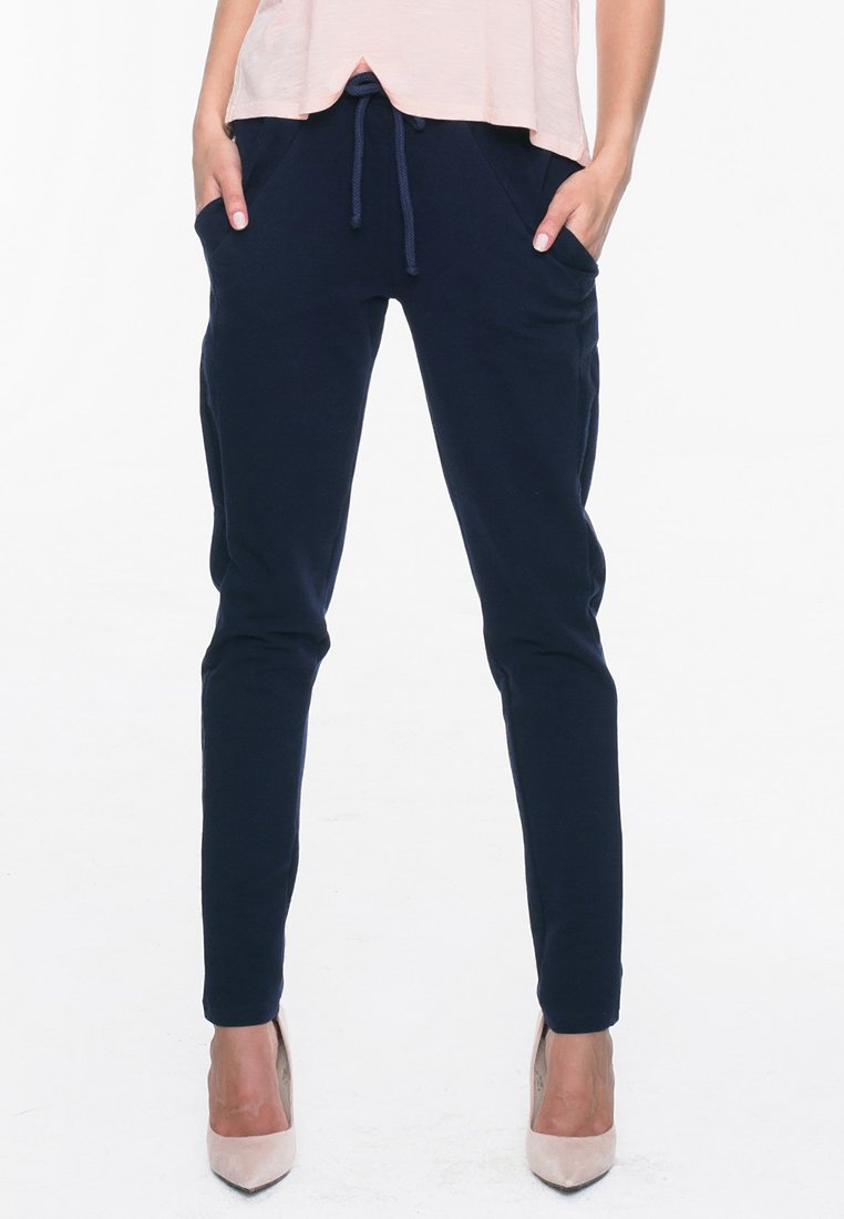 Pantaloni de trening