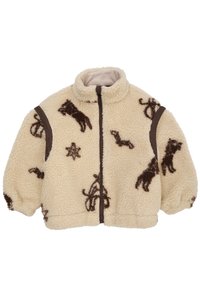 Jachetă din fleece în crem, cu modele de animale și stele maronii, are guler înalt, închidere cu fermoar și panouri de accent maro-chocolate pe umeri.
