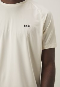 BOSS ACTIVE - T-shirt basique - open white eleven