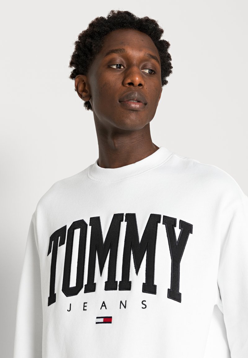 Tommy Hilfiger Authentic Logo Colourblock Sweatshirt In