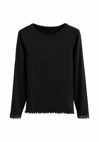 Czarny longsleeve z ribbowej tkaniny, z falbanym wykończeniem i koronkowymi akcentami przy mankietach, z okrągłym dekoltem.