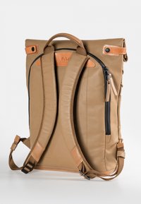 Aunts & Uncles OSAKA - Tagesrucksack - tapir