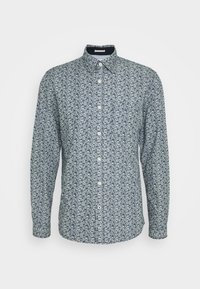 Långärmad skjorta i lätt tyg, med ett blått blommönster på vit botten. Knapplist med krage och vanlig passform.