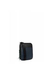 Borsa a tracolla squadrata in materiale sintetico blu scuro e nero. Presenta una chiusura con zip, una tracolla regolabile e una superficie liscia.