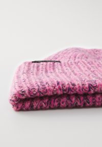 Peak Performance MASON UNISEX - Căciulă - mystic purple/bitter root/beetroot