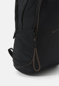 Nike Sportswear ESSENTIALS - Rucksack - black/ironstone