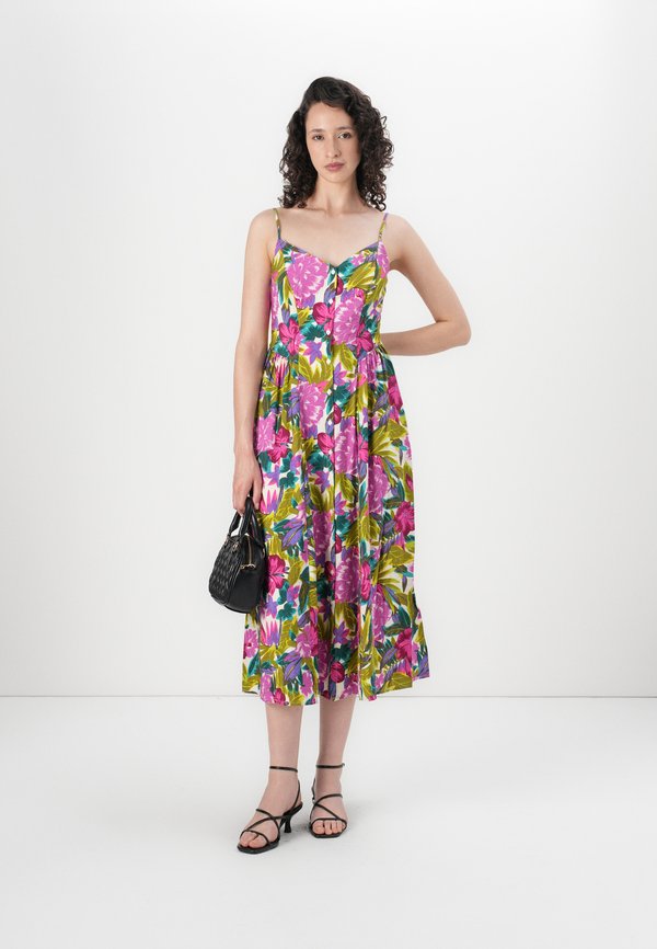 V NECK SHIRRED MAXI - Day dress2