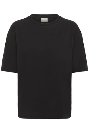 Black short-sleeve loose-fit T-shirt with round neckline and visible white label inside collar reading "GESTUZ."