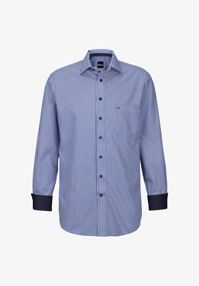 Camicia a maniche lunghe a righe blu e bianche con colletto classico, chiusura frontale con bottoni e polsini a motivo scuro. Presenta una tasca sul petto.