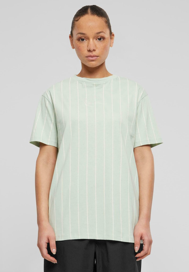 Karl Kani SMALL SIGNATURE OS  - Marškinėliai su spaudiniu - lightmint offwhite