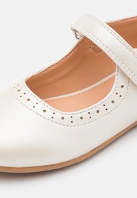 Friboo Bailarinas - white