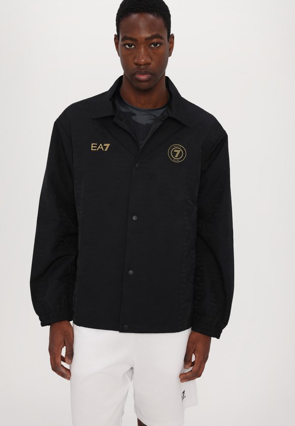 TRAIN SOCCER GRAPHIC MATCH - Summer jacket3