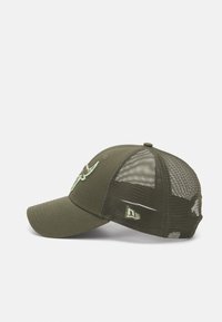 New Era NBA 9FORTY® TRUCKER UNISEX - Casquette - green