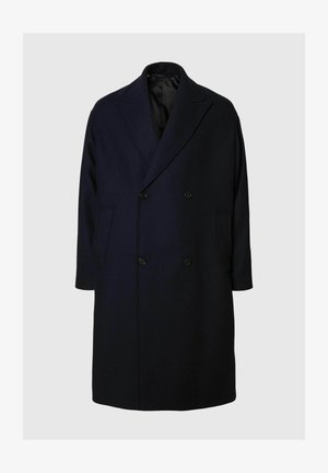 Granatowy, dwurzędowy płaszcz z szerokimi klapami, czterema czarnymi guzikami, dwoma bocznymi kieszeniami oraz czarną podszewką wewnętrzną.