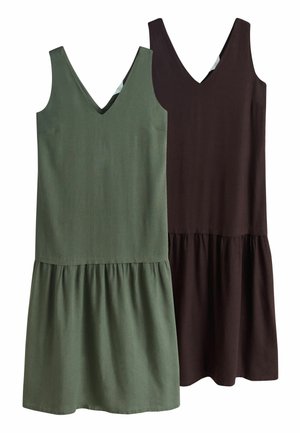 To ærmeløse V-hals kjoler med opsamlede skørter, en i olivengrøn og en i mørkebrun, vist side om side på en hvid baggrund.