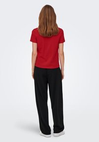 ONLY ONLXMAS LIFE CHRISTMAS  - T-shirt estampada - urban red print:snowman