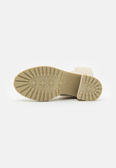 Cult Gaia HANA BOOT - Škornji z visoko peto - mushroom
