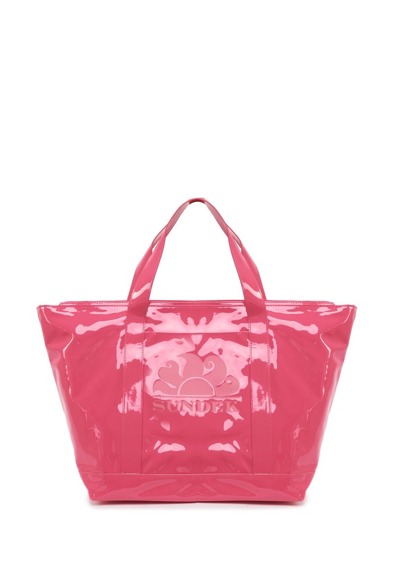 Borsa a tracolla rosa, lucida, con due manici, con un logo impresso sul davanti. Realizzata in materiale resistente con una forma rettangolare.