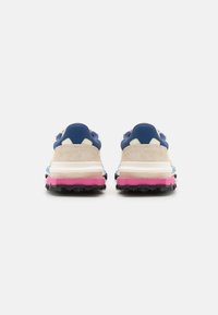 Lacoste ELITE ACTIVE  - Joggesko - off white/navy