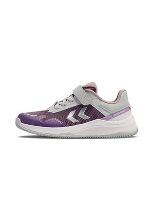 Lila und grauer Sportschuh mit Mesh-Seiten, Klettverschluss, Schnürsenkeln und weißer Sohle, von der Außenseite gezeigt.