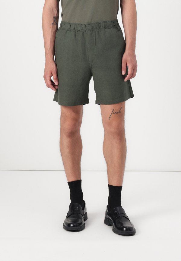 JABARI - Shorts - climbing ivy