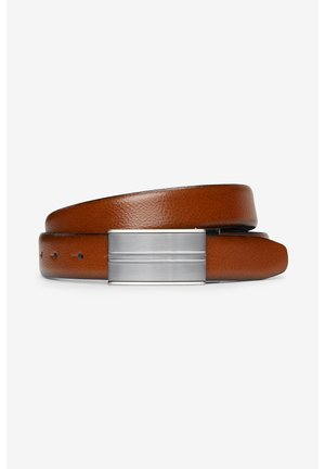BLACK/TAN SIGNATURE REVERSIBLE ITALIAN LEATHER PLAQUE BELT - Belt - brown