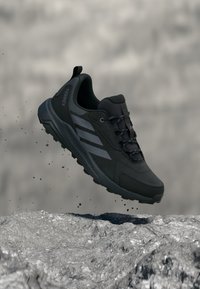 Non sélectionné, core black/grey five/carbon