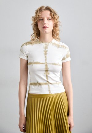 BREWER IN GRID TIE DYE - T-shirts med print - white/khaki