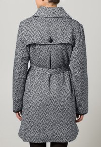 MAMALICIOUS Vinterfrakke - black