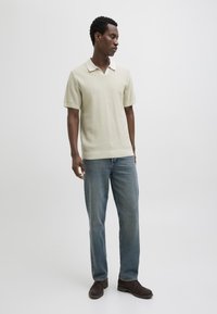 Jack & Jones PREMIUM - JPRCCEASTON SPLIT NECK - Polo shirt - whitecap gray Thumbnail Image 1