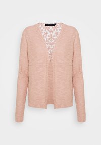Růžový pletený cardigan s dlouhými rukávy, otevřeným předním dílem a květinovou krajkou pod výstřihem. Měkká textura a uvolněný střih.