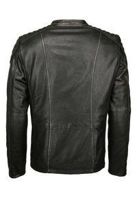 Svart läderjacka med en strukturerad yta, horisontella axelsömmar och en rak design med synliga sömnadsdetaljer.