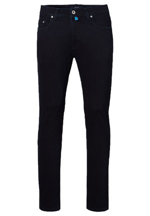 Schwarze Denim-Hosen im Slim-Fit-Stil, mit einem Fünf-Taschen-Design und kontrastierenden Nähten. Mit einem Knopfverschluss und einem farbigen Markenetikett an der Gürtelschlaufe.