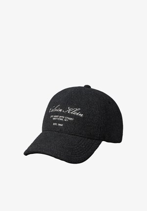 Calvin Klein, CALVIN KLEIN FELT LOGO EMBROIDERY CAP - Caps - black heather