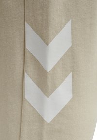 Hummel HMLLEGACY  - Pantalones deportivos - pumice stone