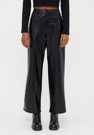 ONLJUICY DAKOTA LIFE - Tygbyxor - black