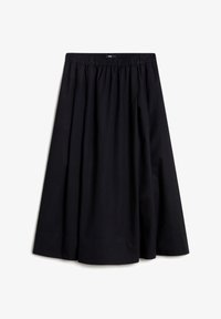 Unselected, black