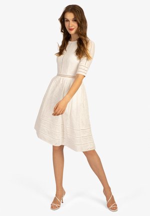 Robe de jour - creme
