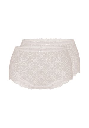 Zwei Paare weiße Spitzenunterwäsche für Damen mit hoher Taille, floralen Mustern und gezackten Kanten, dargestellt vor einem schlichten weißen Hintergrund.