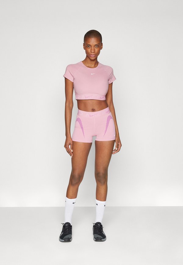 CROP  - Sports T-shirt2