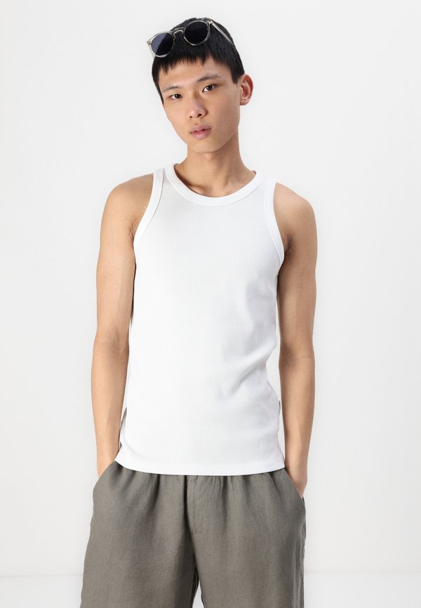 STBILL LAWRENCE  - Shorts - tea leaf3