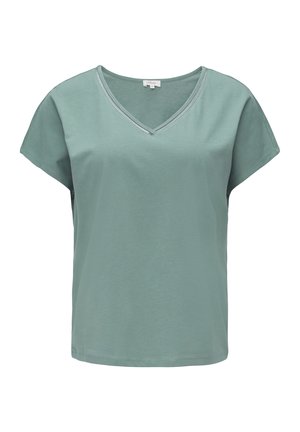 Grünes Baumwoll-T-Shirt mit V-Ausschnitt, kurzen Ärmeln und geradem Saum. Die Textur wirkt glatt mit minimalen Details.