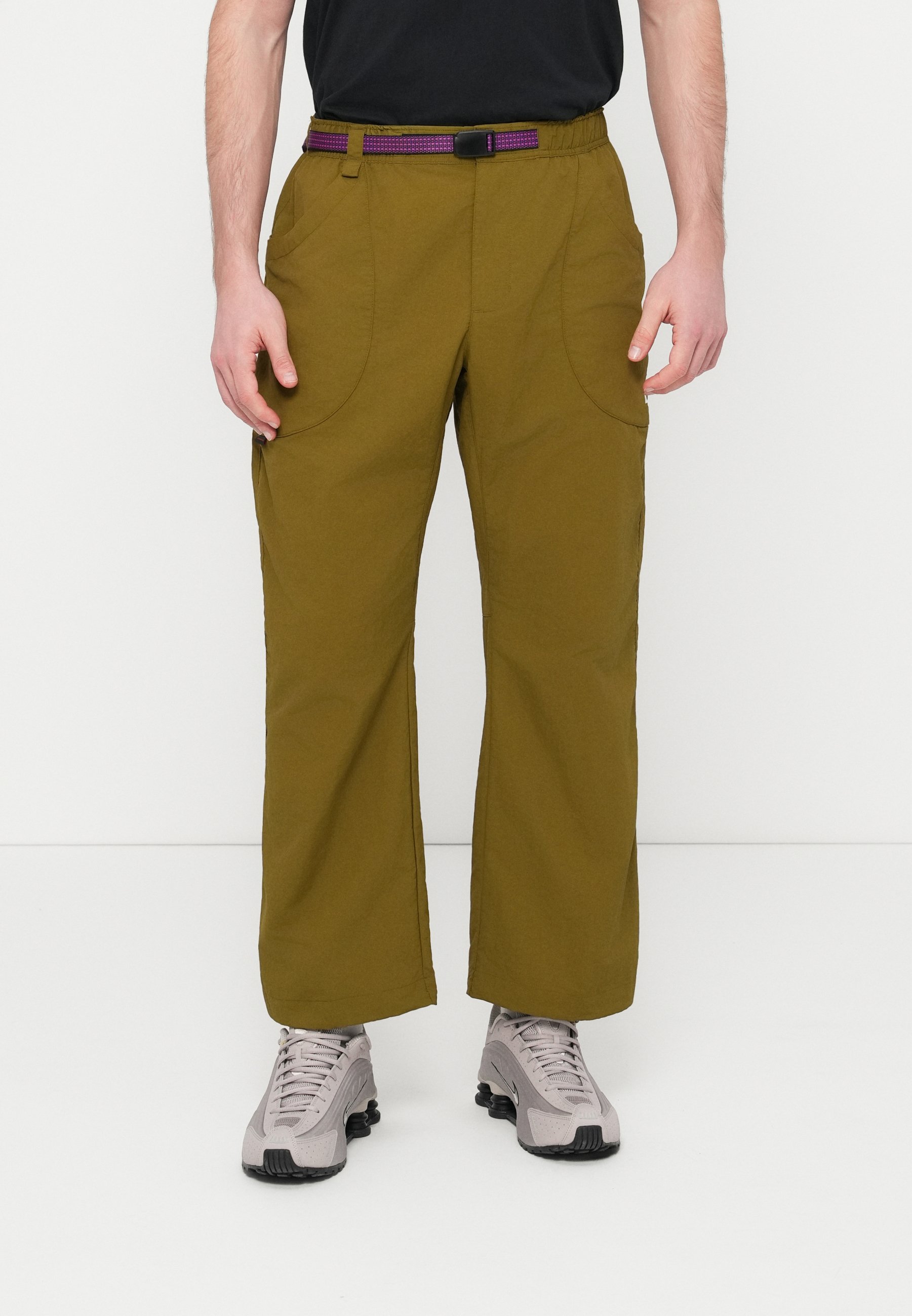 Nike ACG DOLOMITI - Trousers - olive flak/olive - Zalando.ie